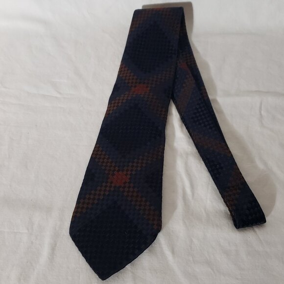 GUCCI Made in Italy 100% Silk Necktie - Black Brown Red Square - 3 3/4" x 58" - Picture 2 of 10